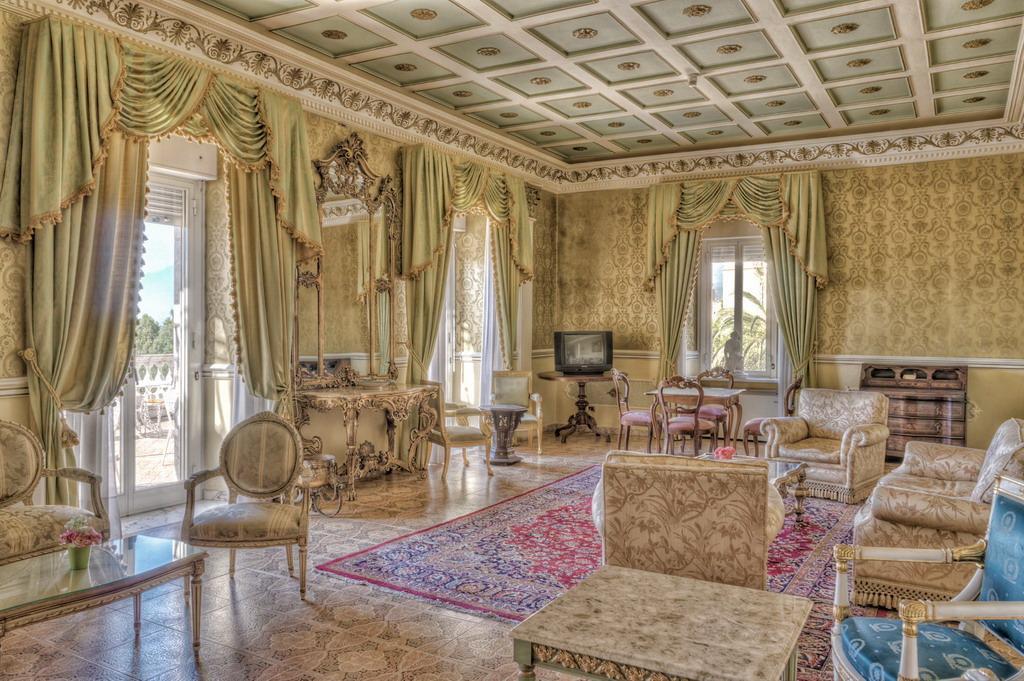 Hotel Villa Riis Taormina Exterior foto